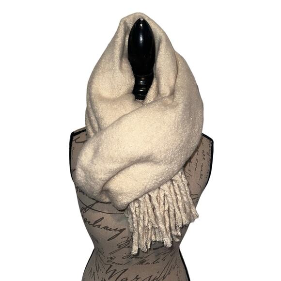 Madewell Super Soft Cream Blanket Scarf Shawl Oversized Fringe Cozy Comfort - Picture 7 of 9